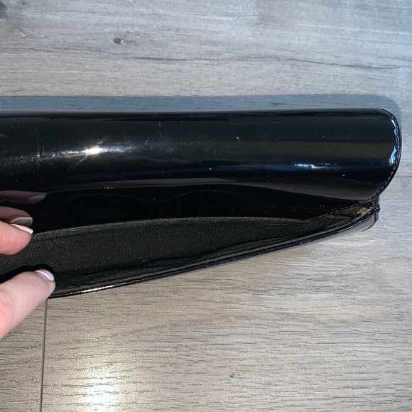 Liz Claiborne Vintage Black Patent Leather Clutch - Picture 5 of 7